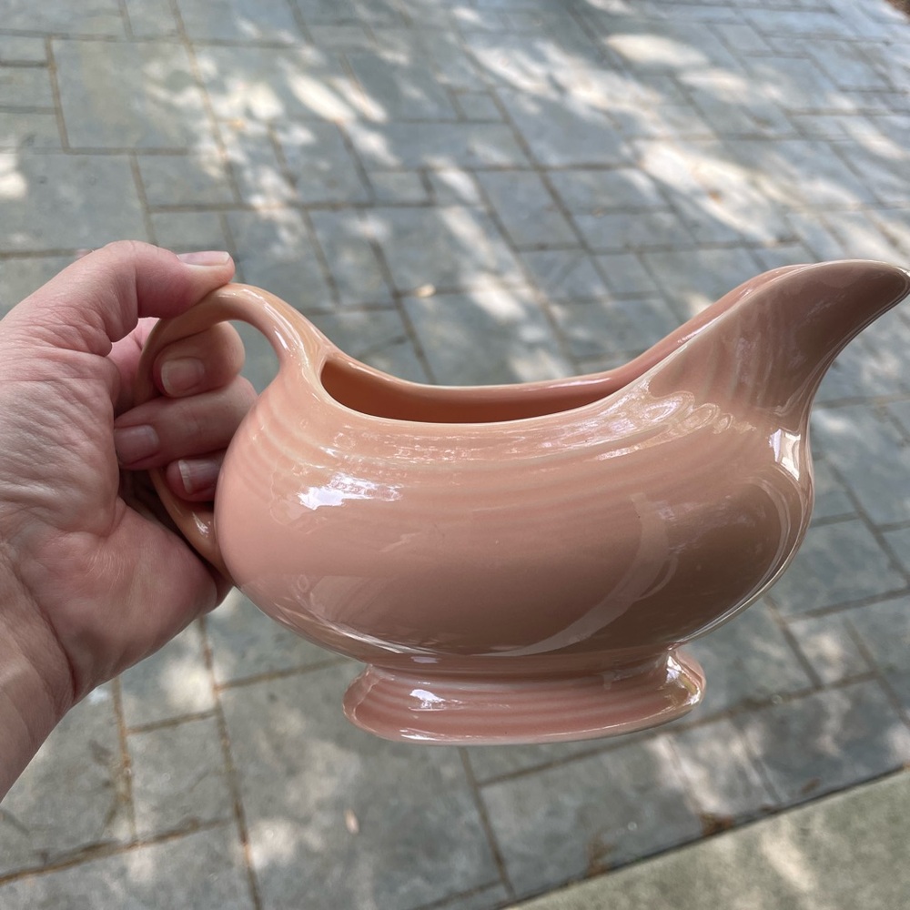 Fiestaware gravy boat peach/apricot color